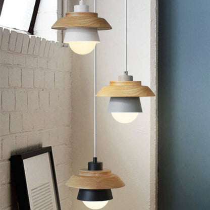 Plafonnier Rustique en Bois