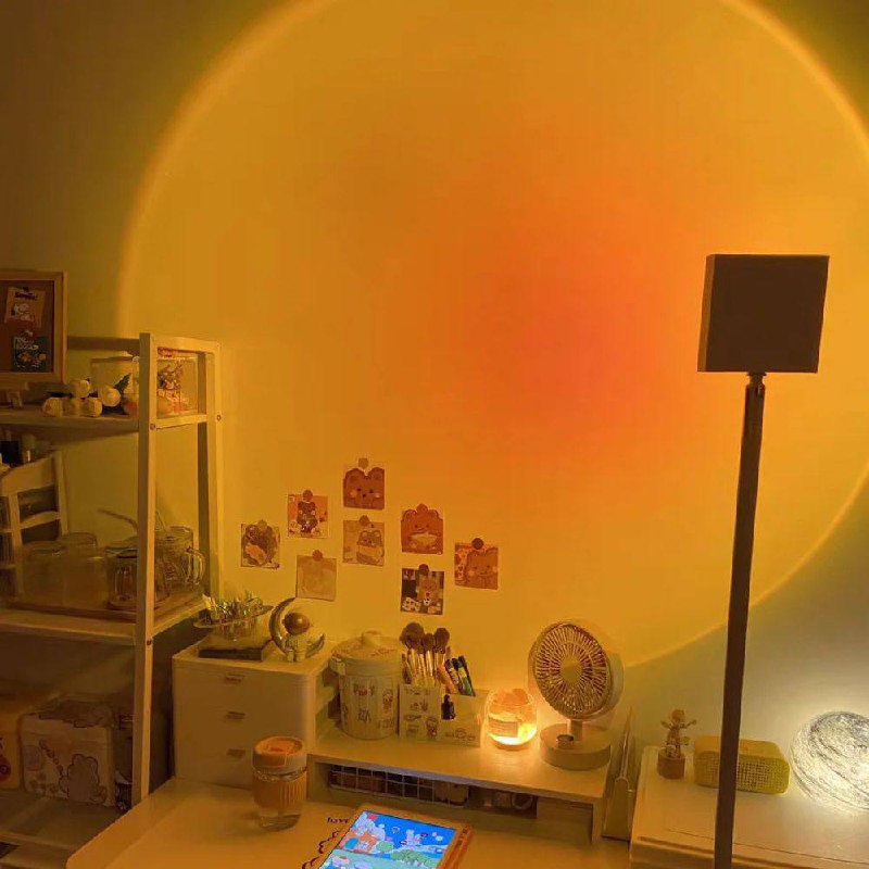 Lampadaire LED élégant avec effet de lumière d'ambiance