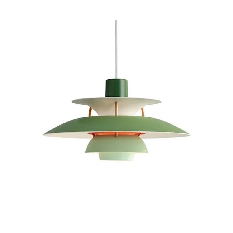 Plafonnier suspendu en métal moderne