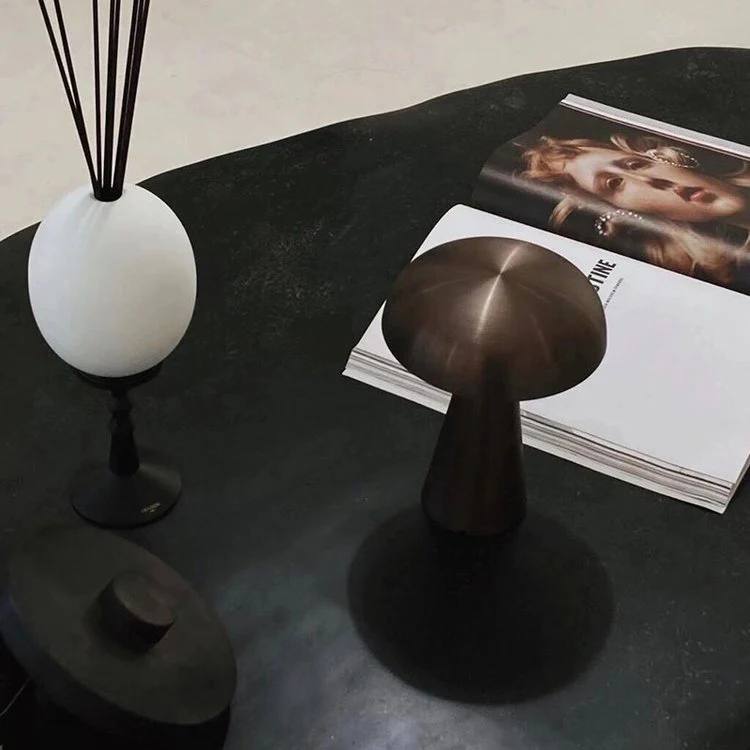 Lampe de bureau portable LED style champignon
