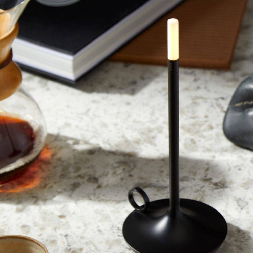 Lampe de bureau compacte avec lueur douce et chaude