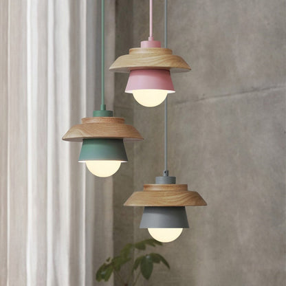 Plafonnier Rustique en Bois