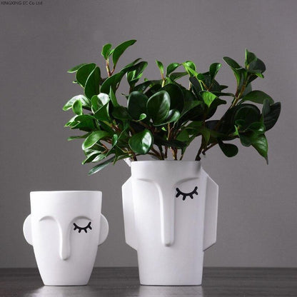 Rivera Contemporary Face Vase