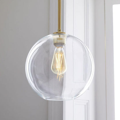 Suspension élégante en laiton avec abat-jour en verre