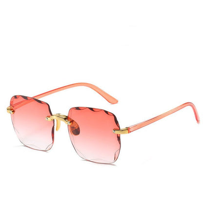 Rimless Rectangle Sunglasses with UV400 Protection – Lightweight Vintage Eyewear for Women & Men