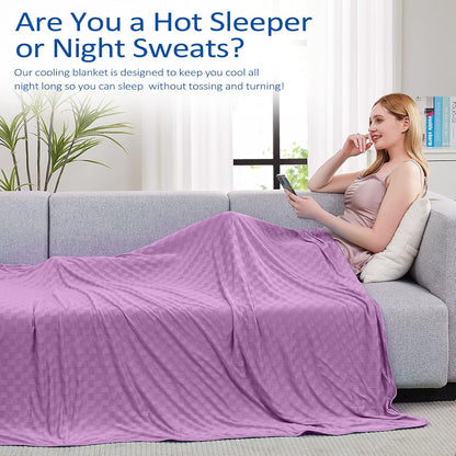 ChillEase | Couverture rafraîchissante pour dormeurs ayant chaud, dotée de la technologie Arc-Chill | Douce et respirante pour un confort tout au long de l'année