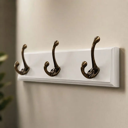 Patère murale d'entrée en bois massif, organisateur pour vestes, écharpes et sacs, finition grain naturel, options 3, 4 ou 5 crochets, idéal pour appartement ou vestiaire