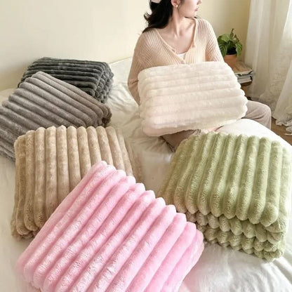 VELVETREST – Plush Blanket for Relaxed Evening Comfort