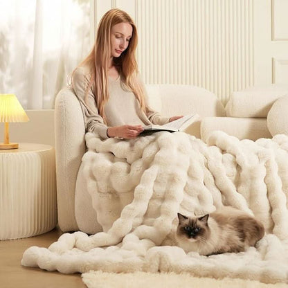 VELVETREST – Plush Blanket for Relaxed Evening Comfort
