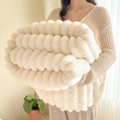 CLOUDHARE – Plush Blanket Set for Luxurious Cozy Living