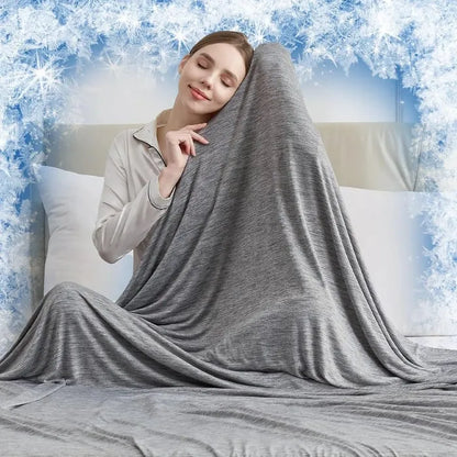 Cooling Summer Comforter Lightweight Breathable Blanket for Hot Sleepers Twin Full Queen