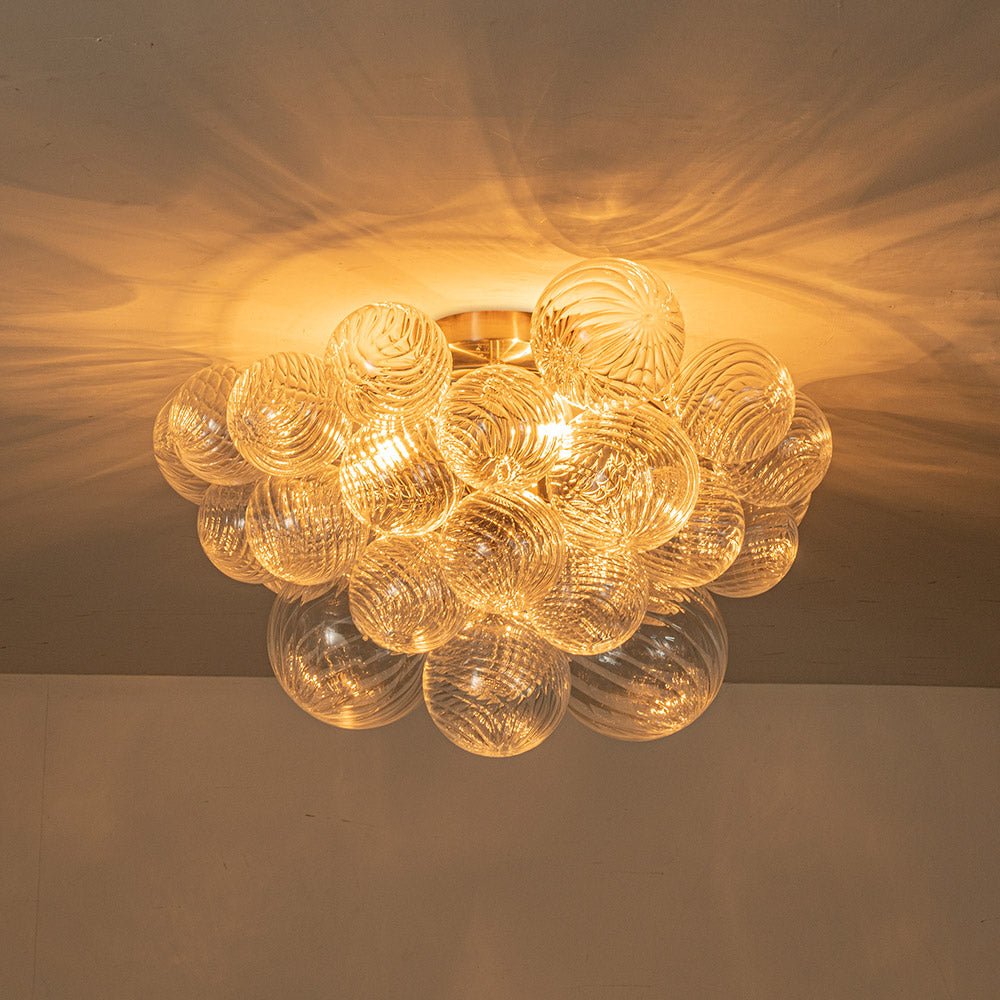 Plafonnier semi-encastré à trois globes, 21 po, sphères en verre texturé pour éclairage ambiant de salle de bain, chambre ou salon, douille E14