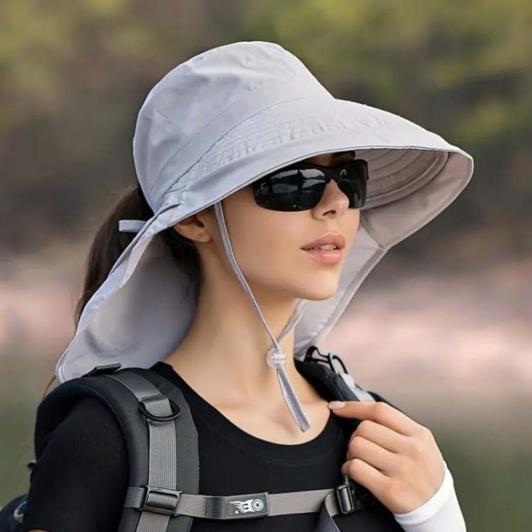 Wide-Brim Sun Hat with UV Protection & Adjustable Chin Strap for Women – Lightweight Travel Beach Headwear