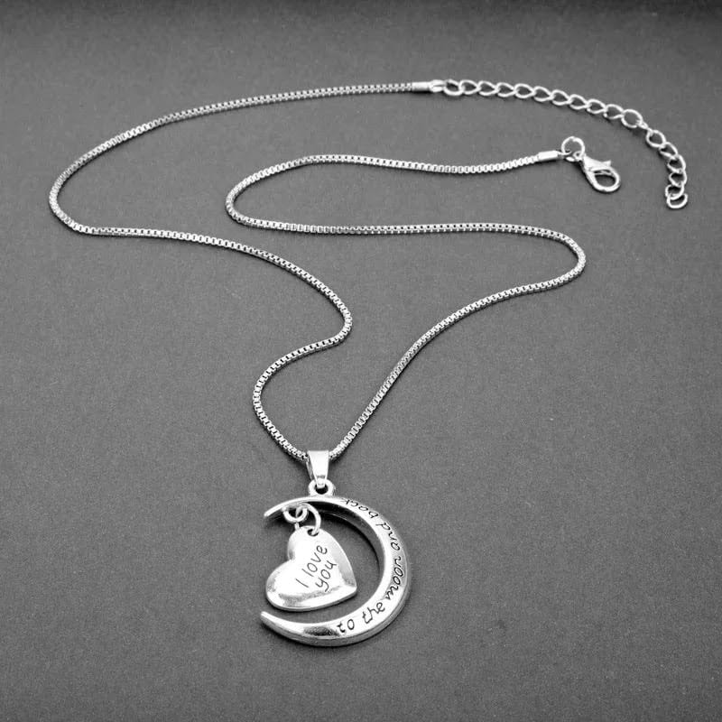 Crescent Moon Heart Pendant Necklace – Silver Alloy Charm for Women & Girls – Romantic Jewelry Gift for Mom Daughter Sister Girlfriend