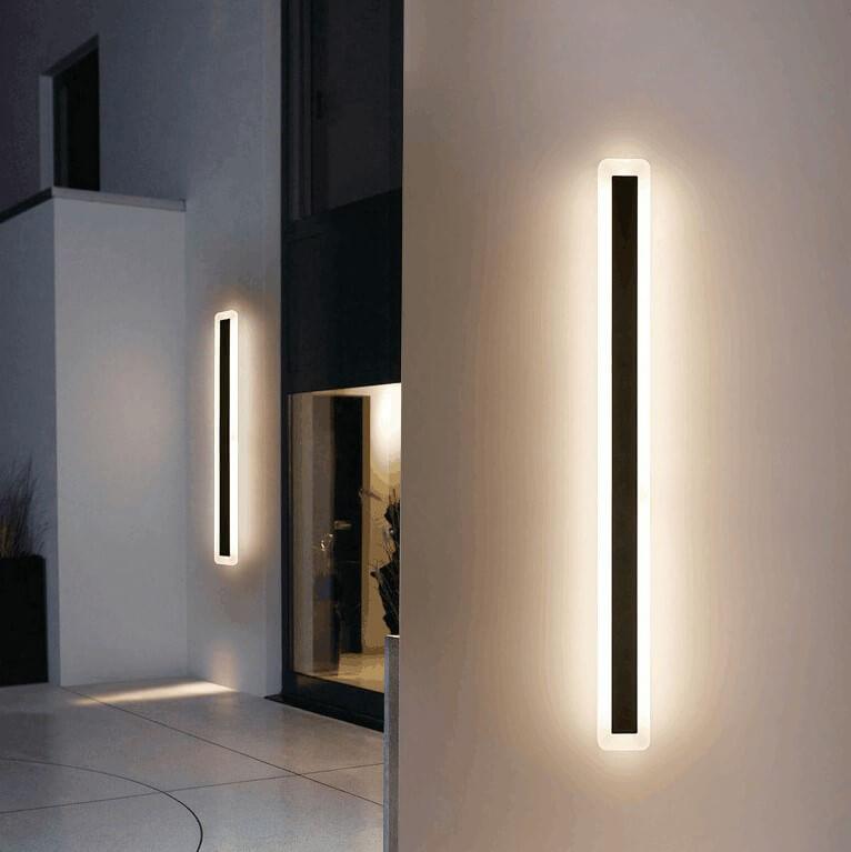 Vertical LED Outdoor Wall Light Fixture – Waterproof Aluminum Sconce for Home Facade, Patio & Entryway – Modern Architectural Exterior
