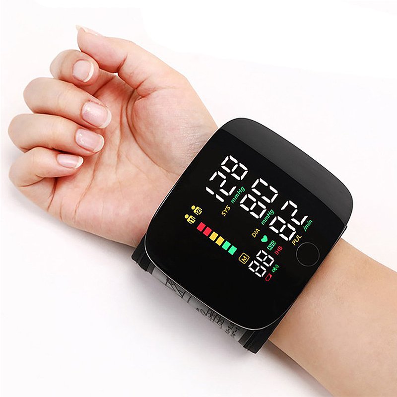 Tensiomètre de poignet rechargeable avec lecture vocale et écran LCD pour le suivi de la santé à domicile, adultes, seniors, facile à transporter, automatique