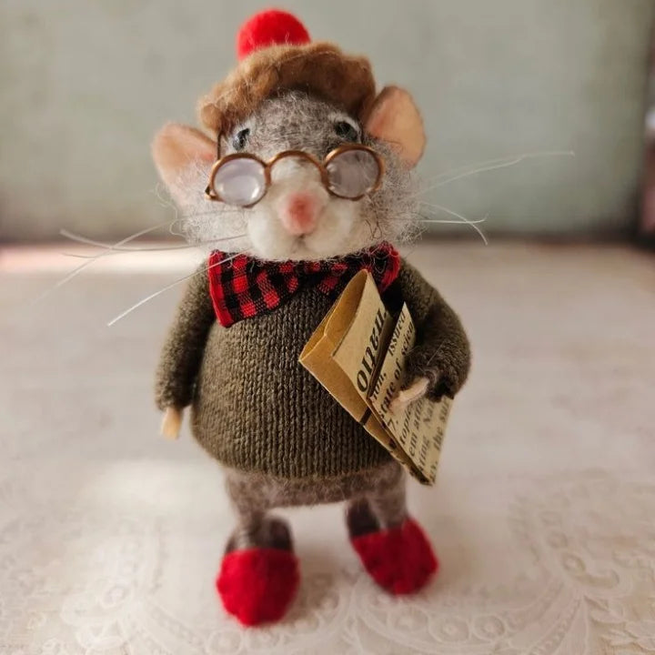 Felted Wool Mouse Figurine – Handmade Artisan Ornament for Christmas Tree, Holiday Mantel Display & Year-Round Shelf Decor