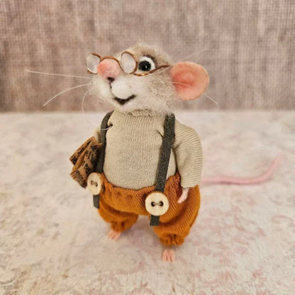 Felted Wool Mouse Figurine – Handmade Artisan Ornament for Christmas Tree, Holiday Mantel Display & Year-Round Shelf Decor